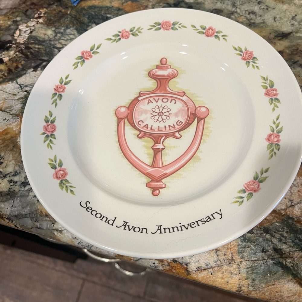 Avon Representative Second  Anniversary Plate The Avon Door Knocker